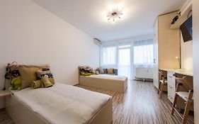 Central Home- Pesterzsebet