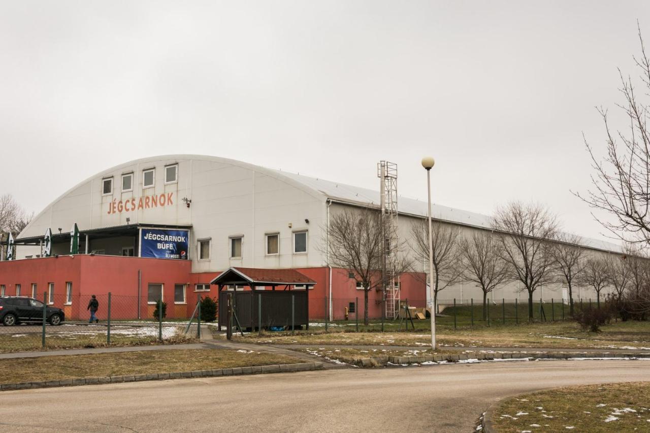 Central Home- Pesterzsebet Budapeszt Zewnętrze zdjęcie